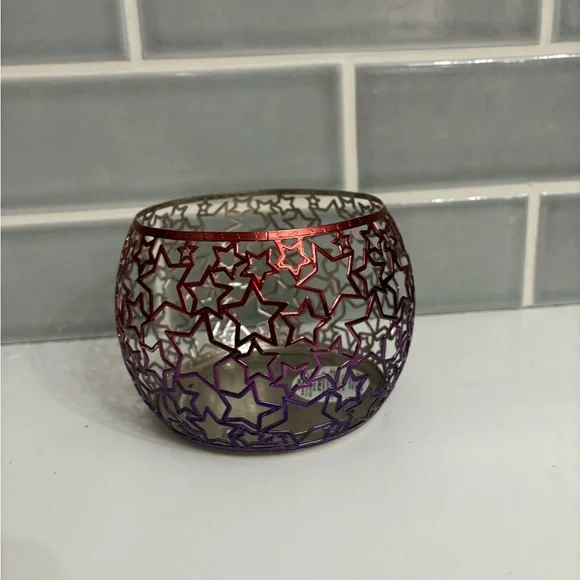 Bath & Body Works Stars 3-Wick Candle Holder in Red & Blue. - Picture 6 of 6